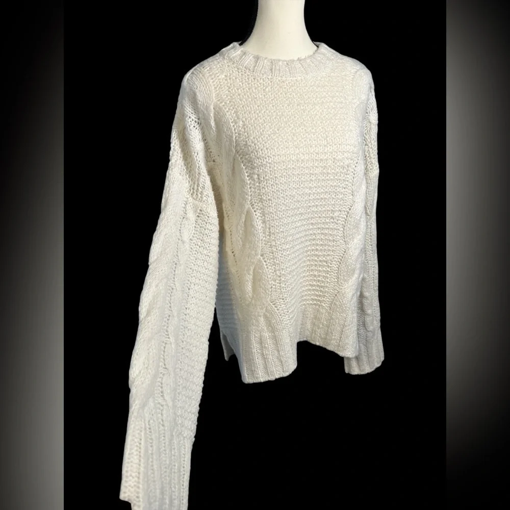 Splendid Cream Cable Knit Sweater